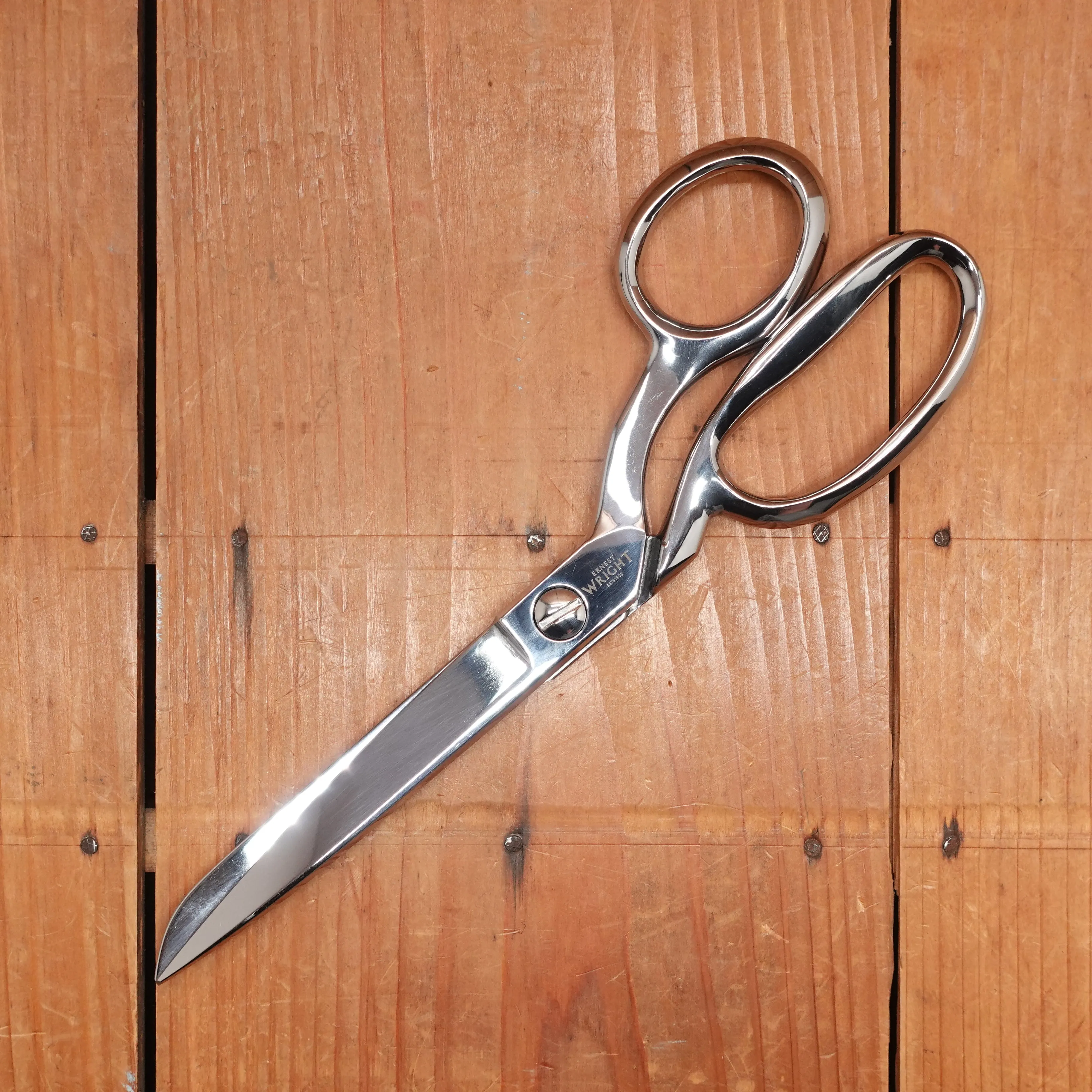 Ernest Wright 8.25" Dressmaker Shears - Carbon Steel