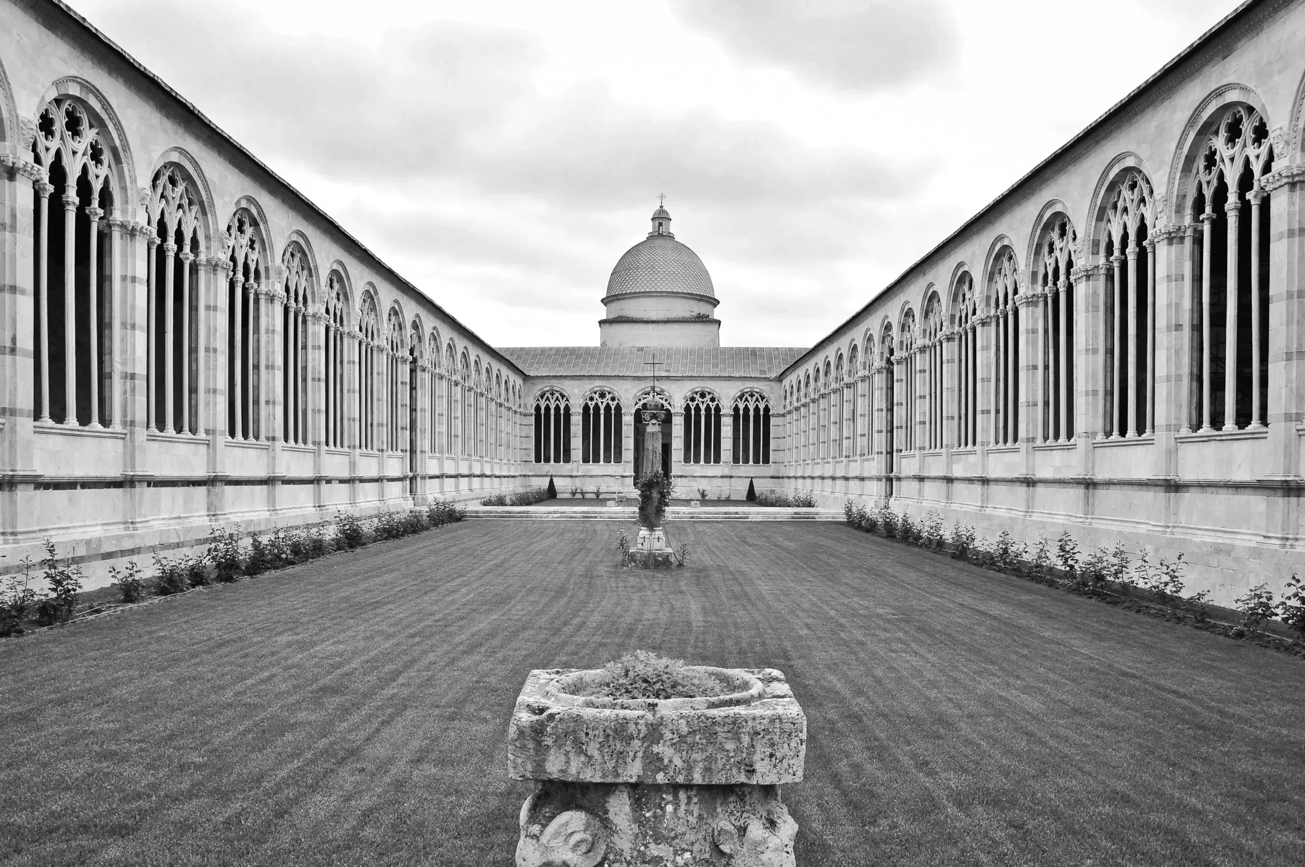 Eternal Splendor: Capturing Pisa's Architectural Heritage