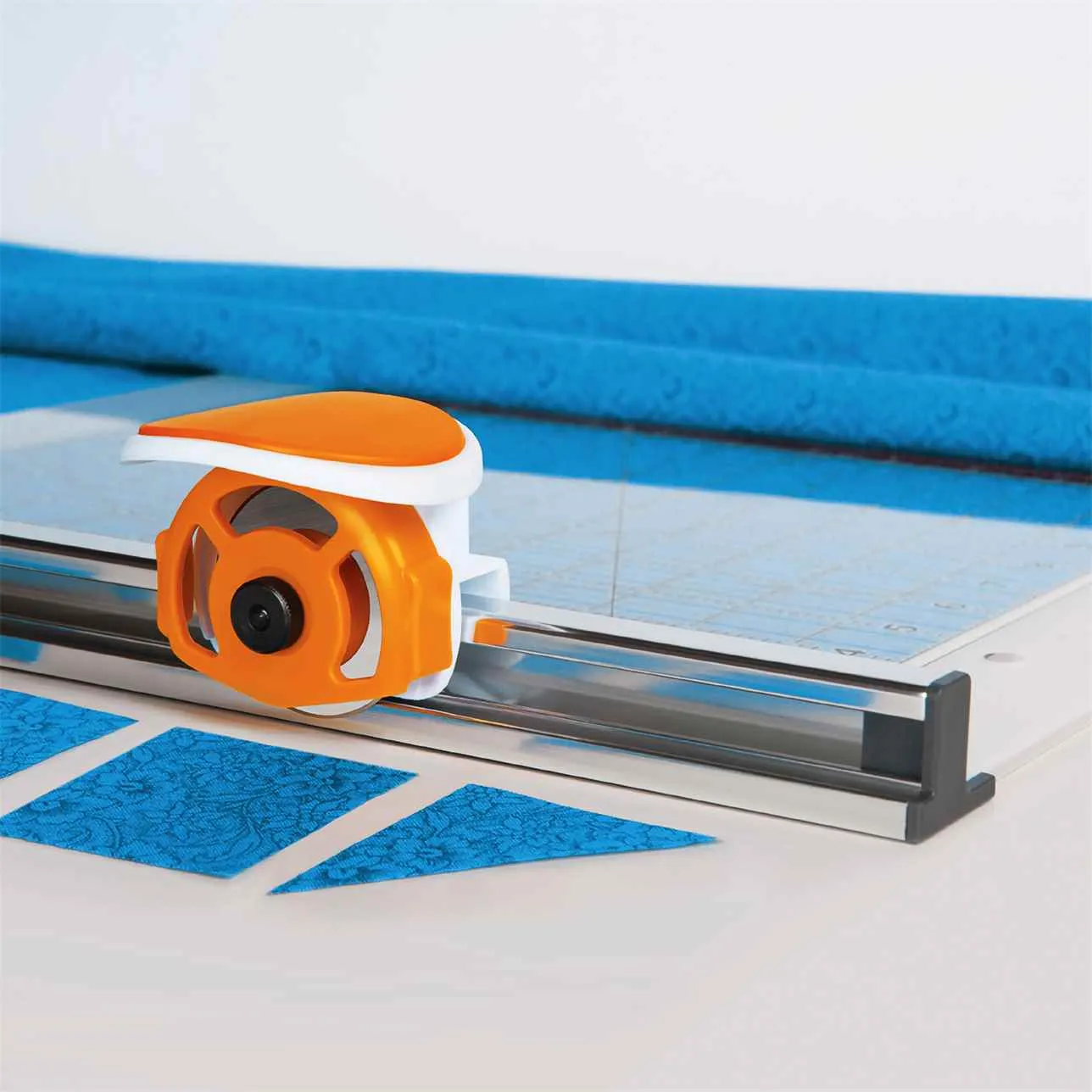 Fiskars Rotary Cutter and Ruler Combo - Square 12" x 12"