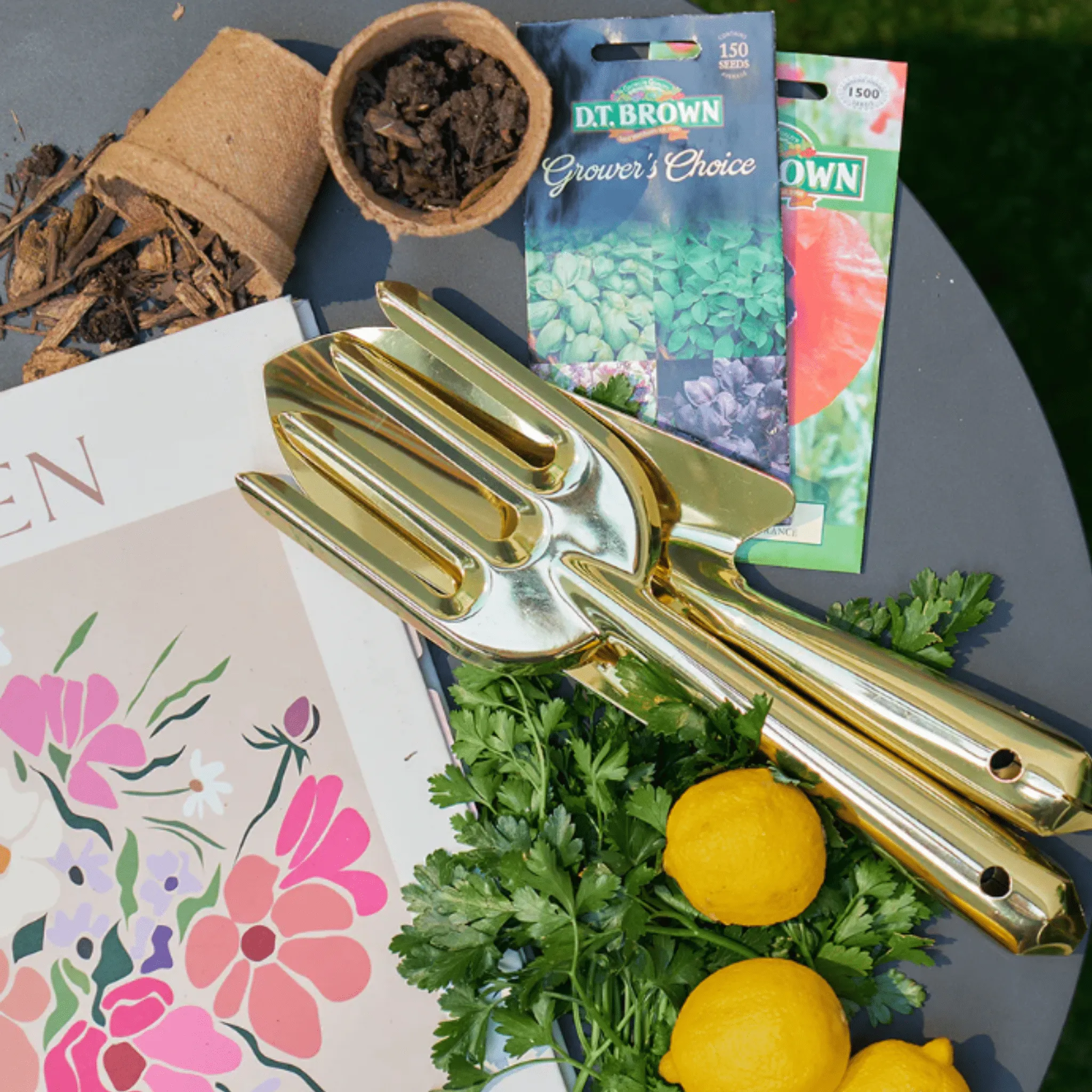 Gold Garden Tool Set