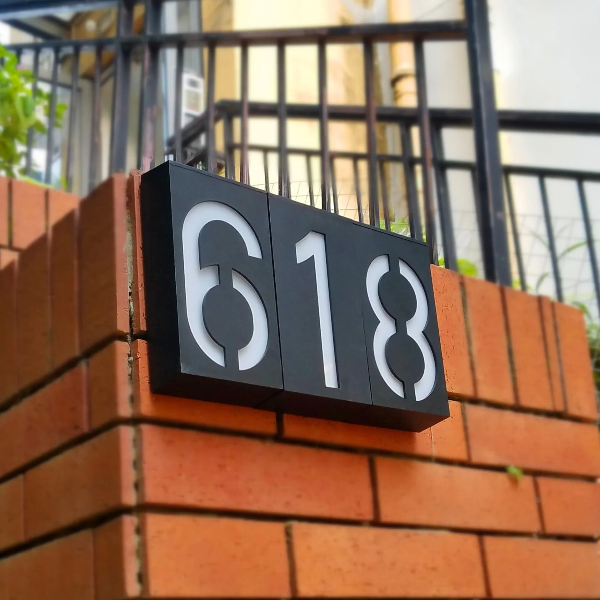 LED Outdoor Solar House Number Light Sign 7