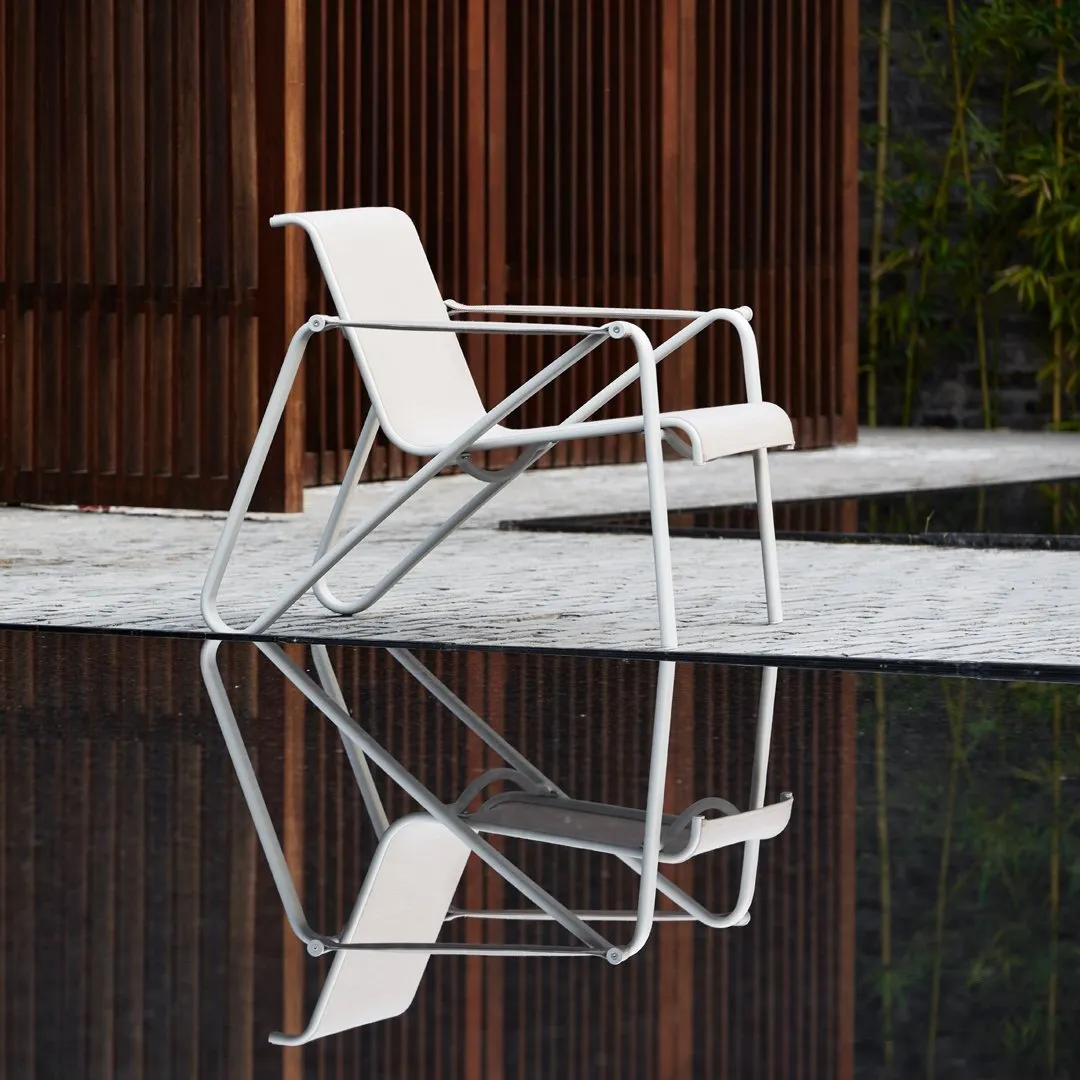 Mindo 105 Outdoor Lounge Chair - Stackable