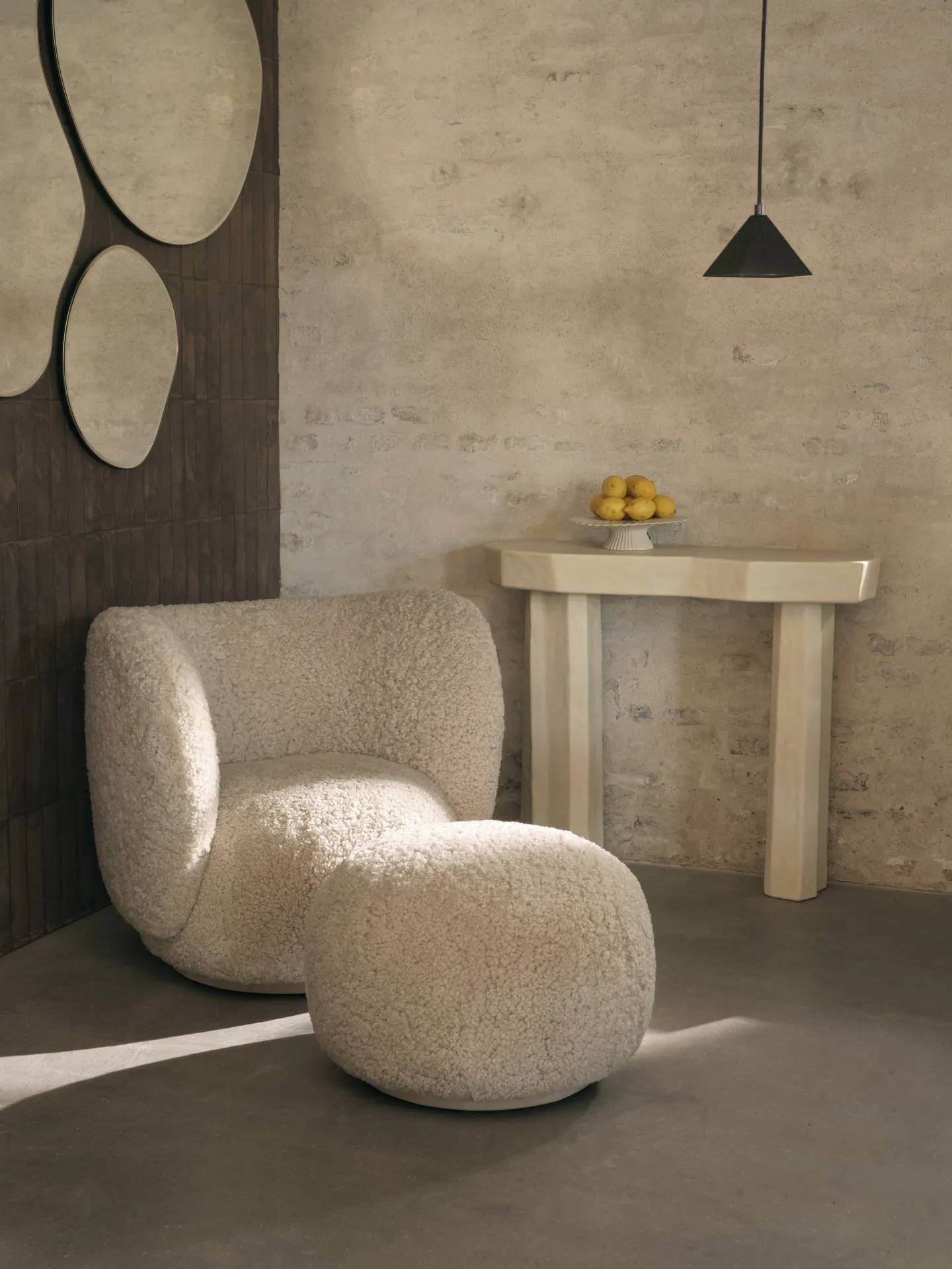 Rico Lounge Chair - Sheepskin - Moonlight