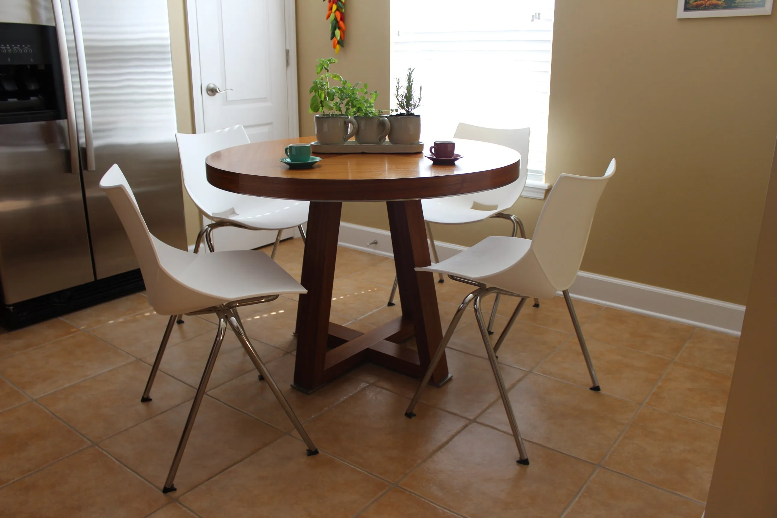 Shell Side or Dining Stackable Chair Plastic Green (Set of 2) Clearance Sale Set of 2 chairs for $49.95